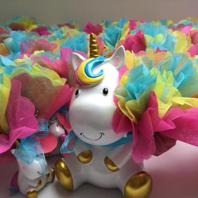 Tirelire licorne garnie